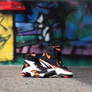 NIKE AIR MAESTRO II LTD WHITERUSH 3.jpg