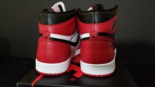 NIKE Air Jordan Retro 1 High OG gHomage To Home 2.jpg