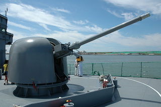 640px-76mm_gun_chikuma.jpg