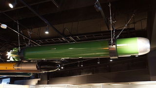 640px-JMSDF_Type_80_torpedo_in_JMSDF_Kure_Museum_20140915.jpg