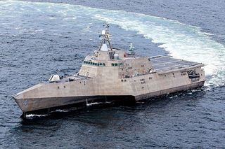 640px-US_Navy_130823-N-EW716-001_USS_Coronado_conducts_at-sea_acceptance_trials.jpg