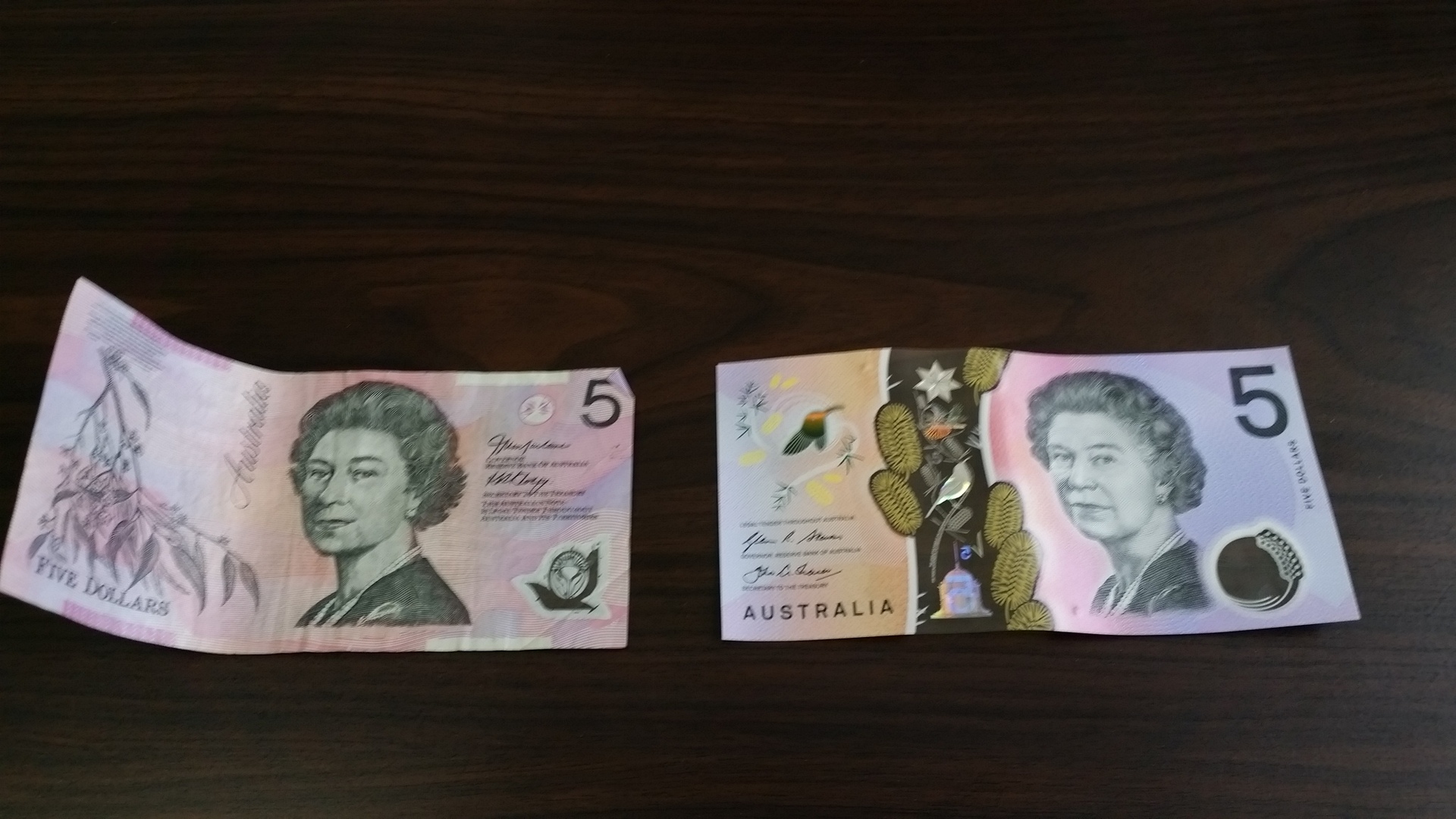 オーストラリア サーファーズパラダイス 旅行情報: プラスチック紙幣のお話。