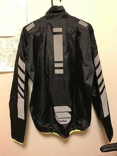 newwindbreaker2.jpg