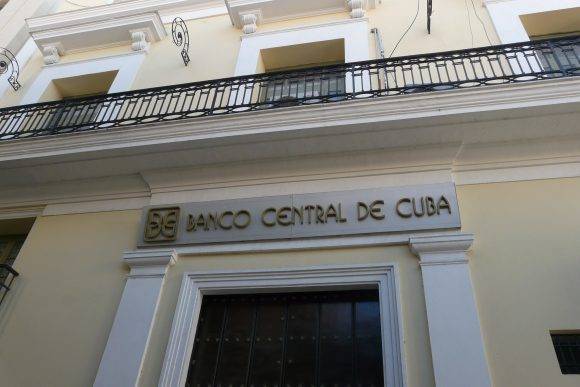 Banco-Central-de-CUba.jpg