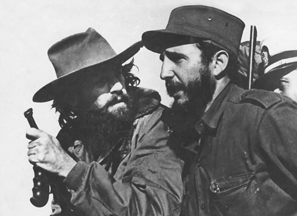 Camilo-Cienfuegos-y-Fidel-3.jpg