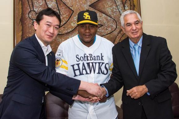 Despaigne-contrato-softbank-1.jpg