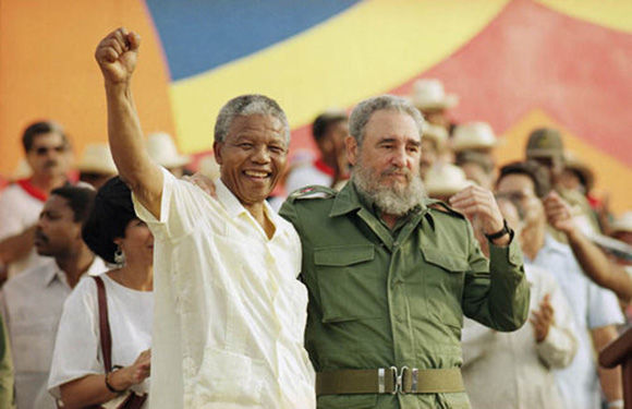 Fidel-Castro-y-Nelson-Mandela-6.jpg