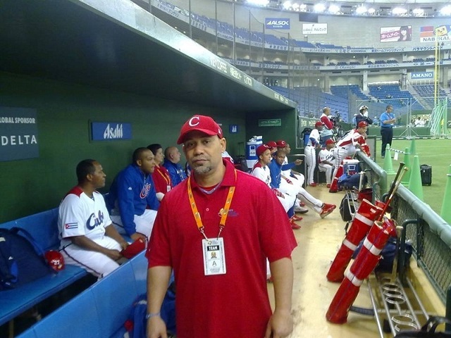 Francisco-Montesinos-medico-equipo-nacional-de-beisbol-cuba.jpg