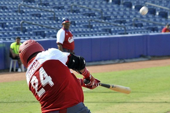 Frederich-Cepeda-Cuba-beisbol.jpg