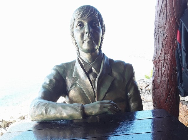 Paul-McCartney-SantiagodeCuba-3.jpg