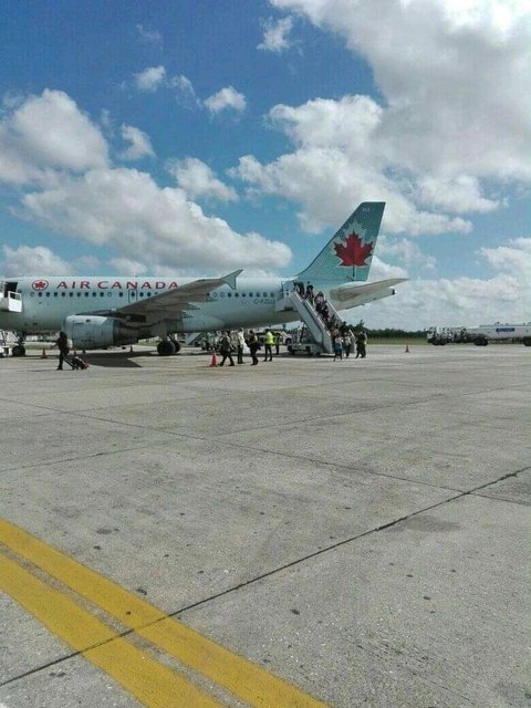 aie-canada-aeropuerto-abel-santamaria.jpg