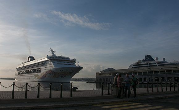 crucero-MN-Norweian-Sky-CUBA.jpg