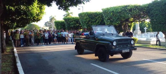 cuba-bomberos-cementerio-colon5.jpg