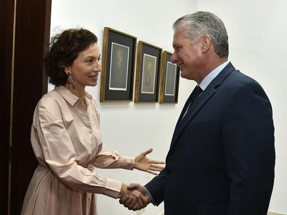 diaz-canel-recibe-a-directora_general_de_la_unesco-2.jpg