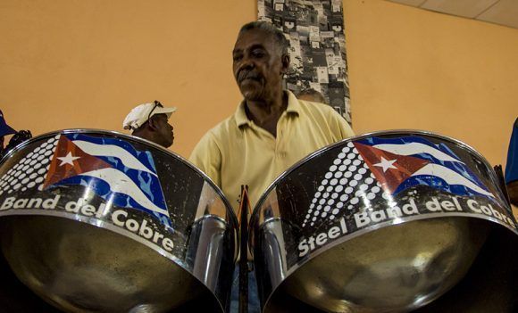 el-cobre-santiago-de-cuba-steel-band-5.jpg