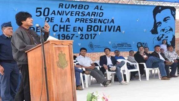 evo-morales-homenaje-che.jpg