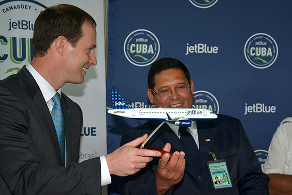 jetblue-holguin.jpg