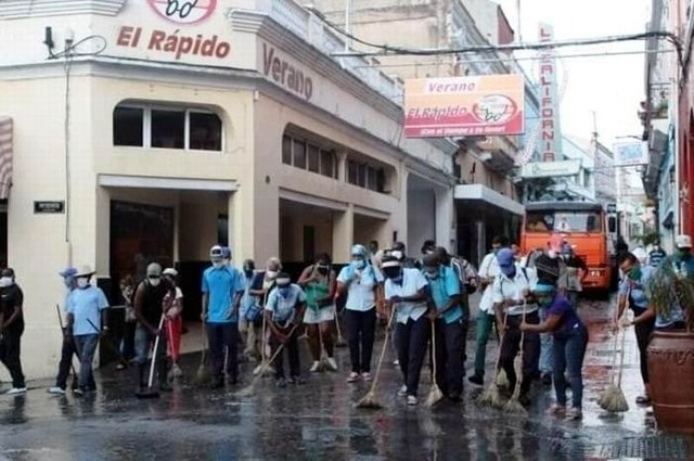 limpieza-calles-stgo-cuba.jpg