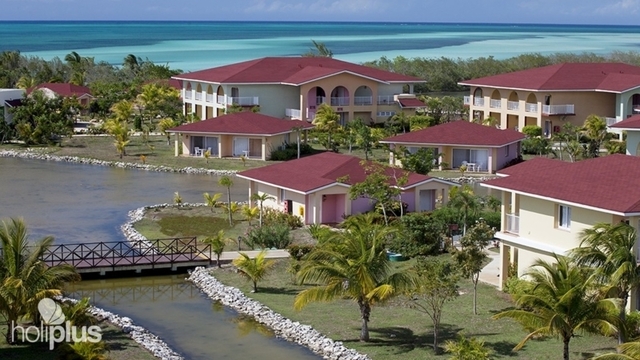 memories-caribe-beach-resort-hotel.jpeg