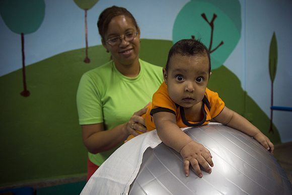 niños-cubanos-hospital-habana-2.jpg