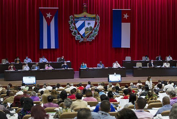 parlamento-cubano-plenario.jpg