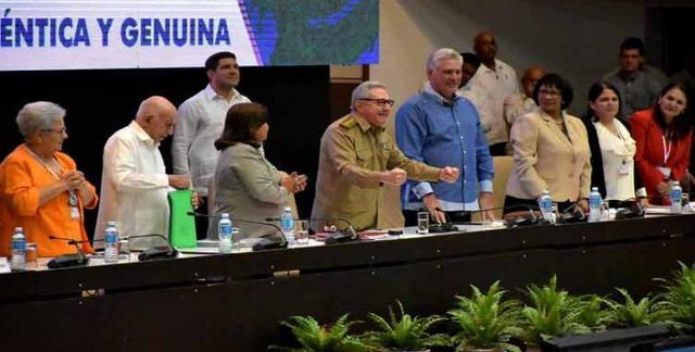 raul-castro-fmc.jpg