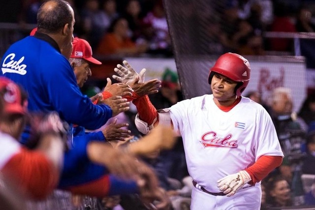 serie-caribe-semifinal-cepeda.jpg