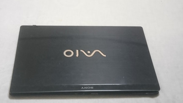 VAIO typeX (VPCX11AKJ)：分解してみました_01: やっちゃえブログ