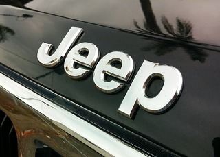jeep-1282362_640.jpg