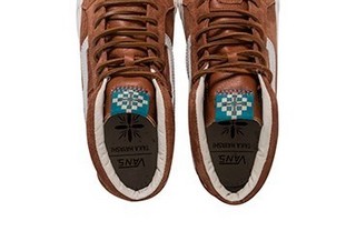 Vans_Brick_TheSk8MidSkoolLX_030415_small4.jpg